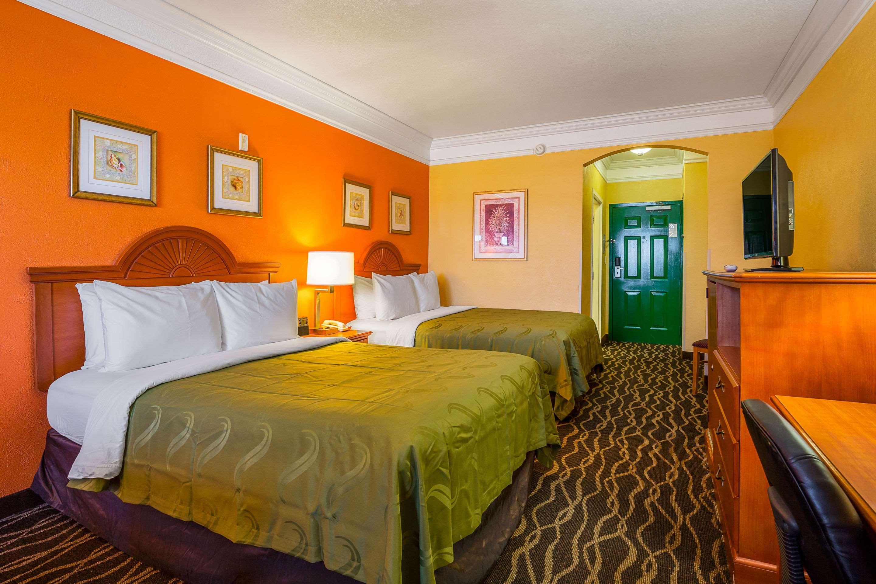 Quality Inn & Suites Galveston - Beachfront Exterior foto